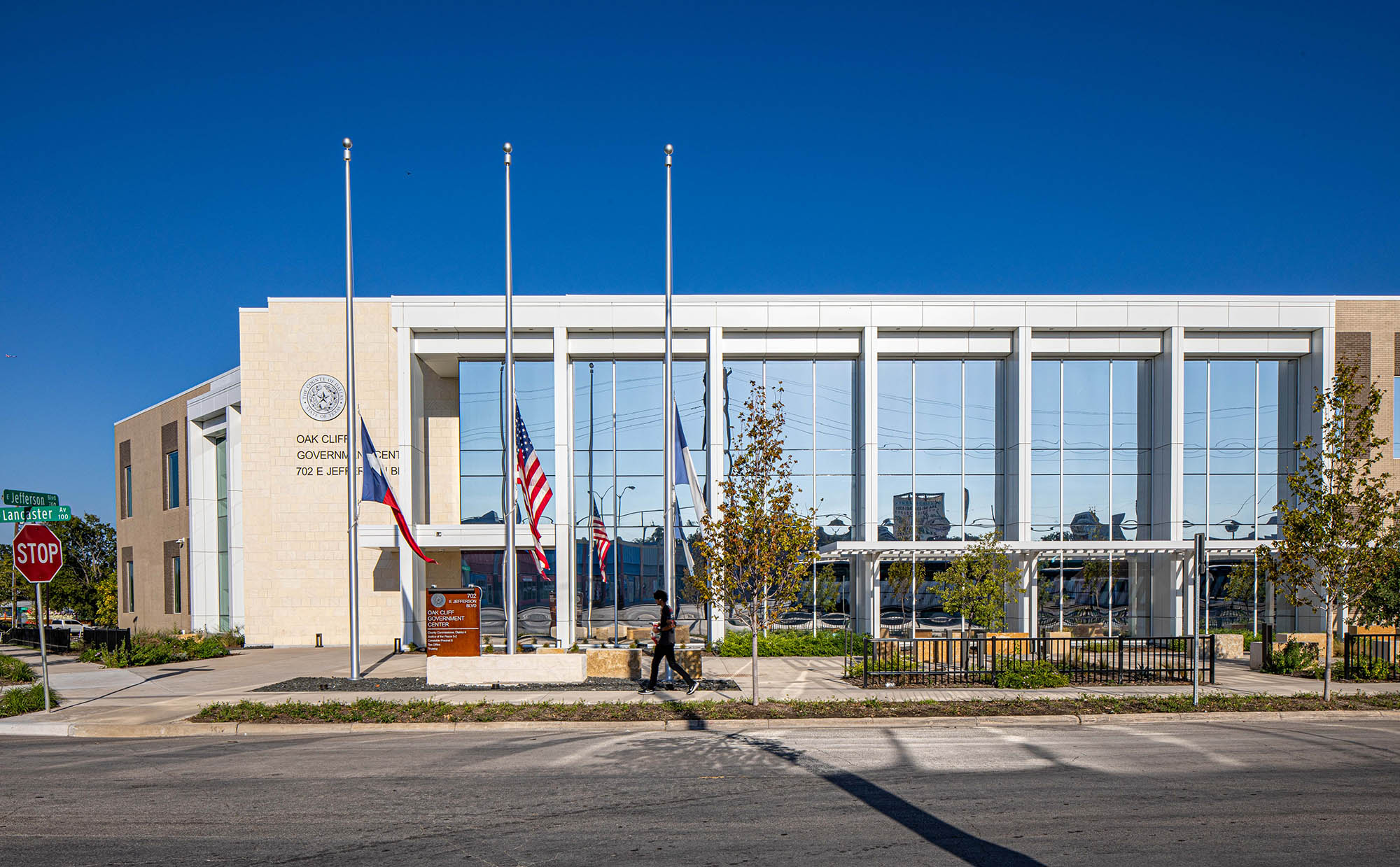 Oak Cliff Government Center — exterior